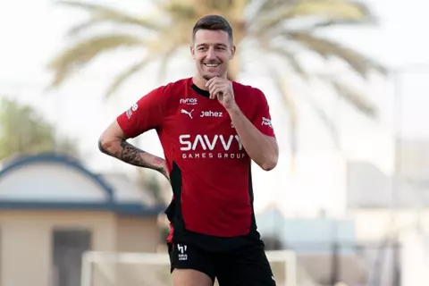 "لأن المجد لا يترك".. الهلال السعودي يعلن تجديد عقد سافيتش حتى 2028